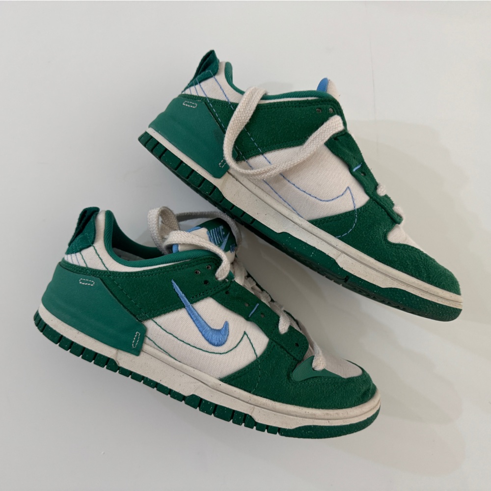 Nike Women’s Dunk Low Disrupt 2 Sneakers “Malachite”